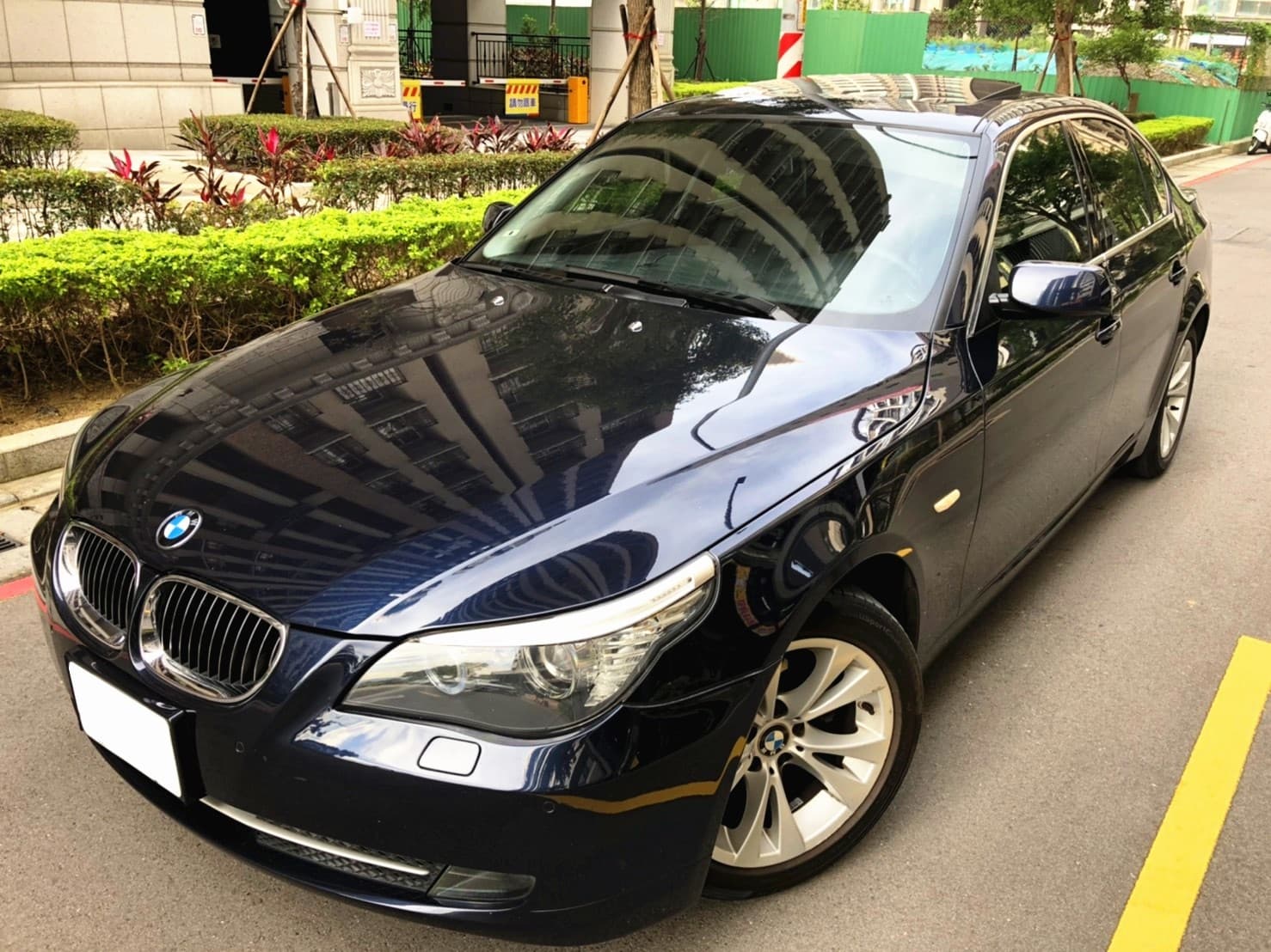 BMW E60 523